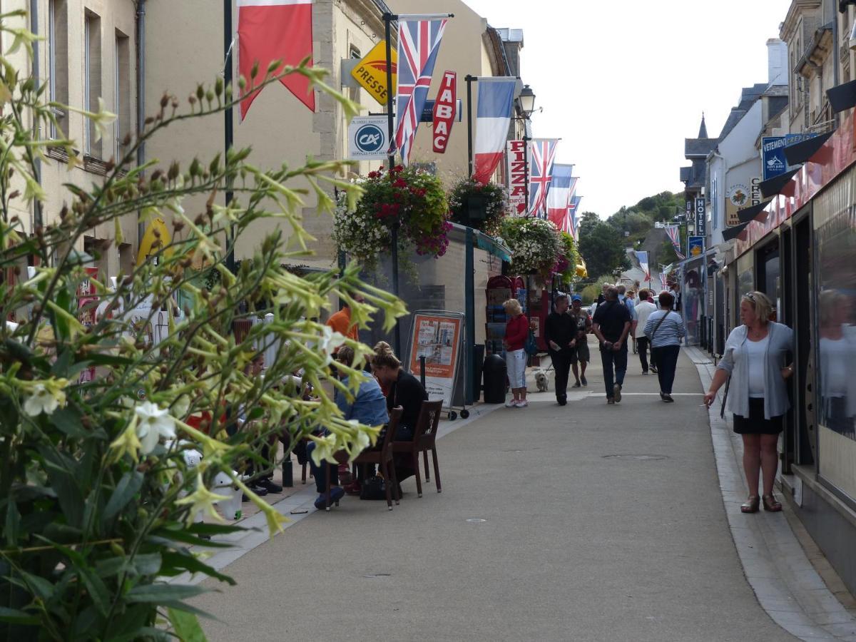 Le Ruban Bleu Face A La Mer Arromanches-les-Bains Exterior photo